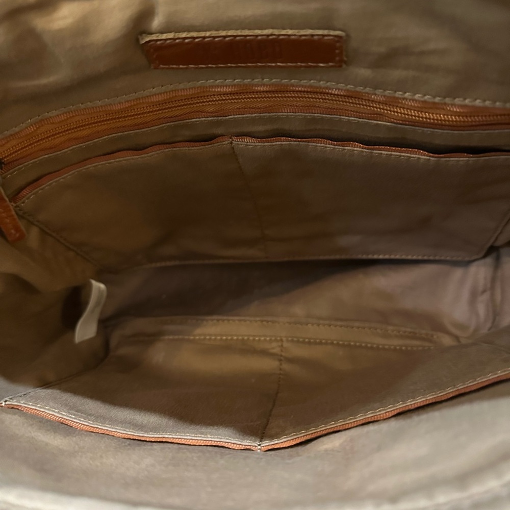 Hobo Black Leather purse - Picture 4 of 11